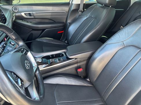 Used 2021 Hyundai Sonata Limited image 23