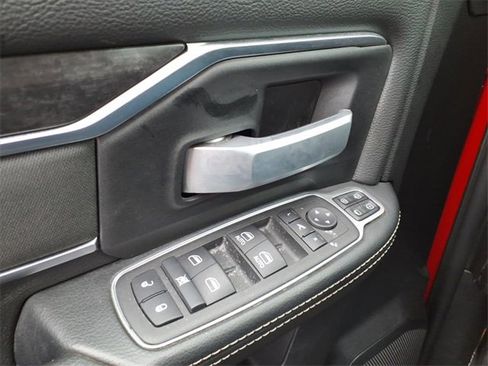 Used 2024 RAM 2500 Big Horn w/ Bed Utility Group image 15