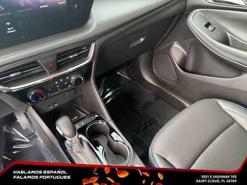 Used 2025 Buick Encore GX Sport Touring w/ Advanced Technology Package FWD image 24