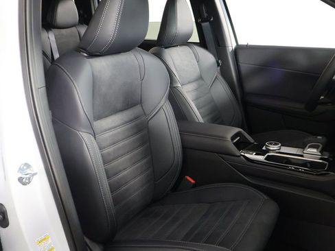 New 2026 Mitsubishi Outlander SE image 34