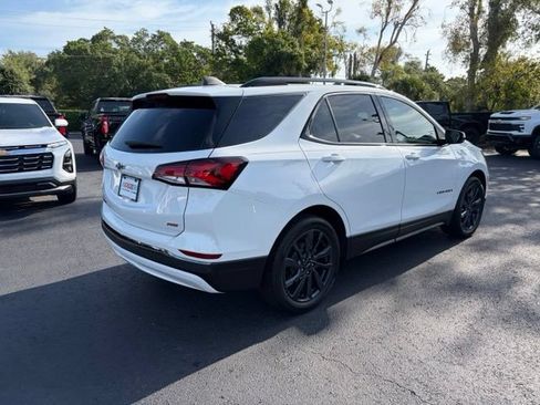 Used 2023 Chevrolet Equinox RS FWD image 6
