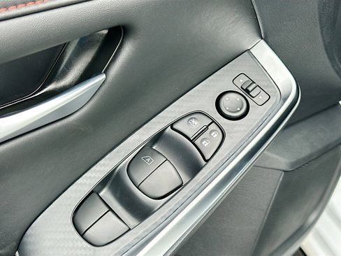 New 2025 Nissan Sentra SR w/ Midnight Edition image 7