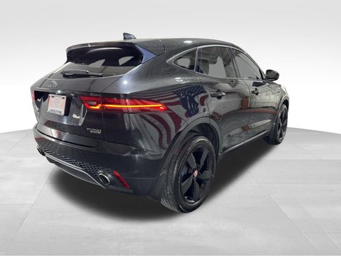 Used 2020 Jaguar E-PACE SE image 4