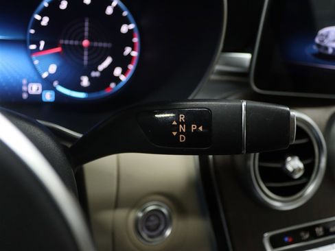 Used 2020 Mercedes-Benz C 300 4MATIC Sedan image 32