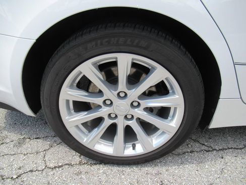 Used 2023 Cadillac CT5 Luxury RWD image 8