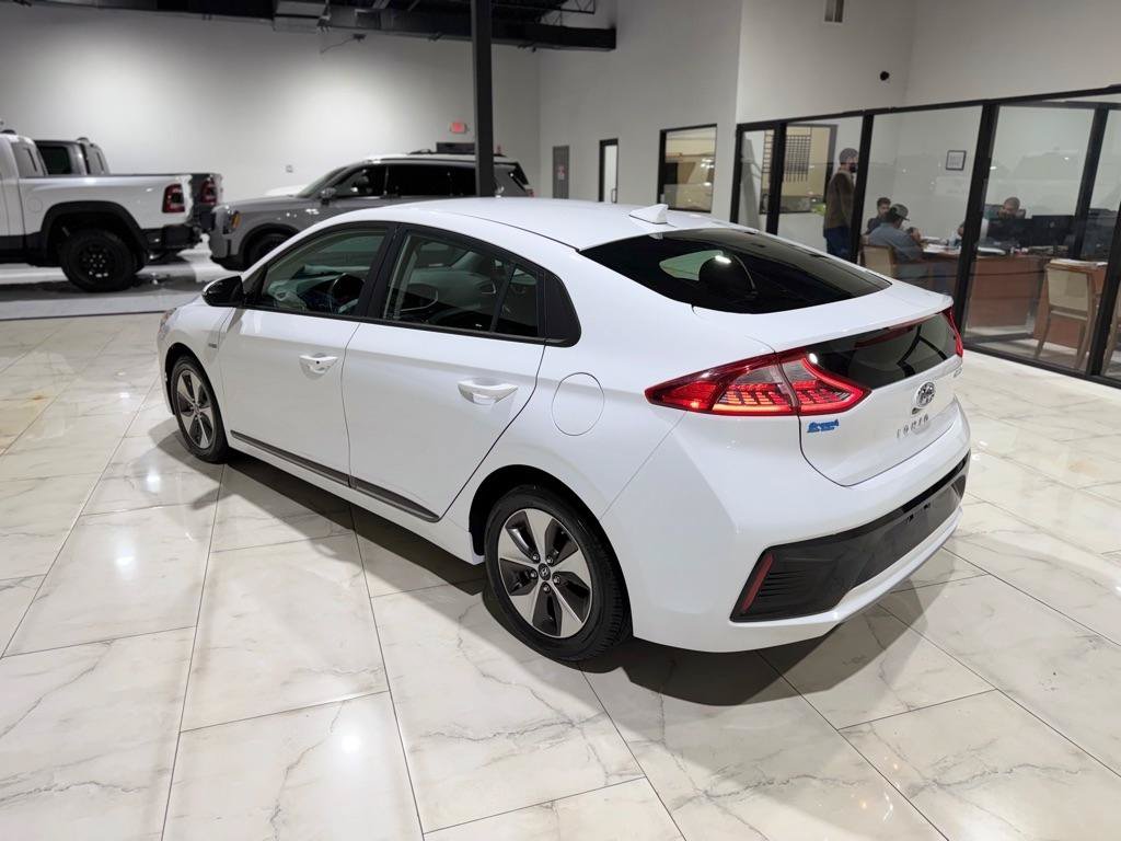 Used 2019 Hyundai Ioniq Electric FWD image 10