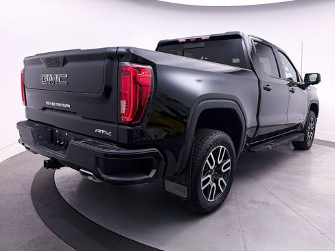 Used 2022 GMC Sierra 1500 AT4 w/ AT4 Premium Package AWD/4WD image 13