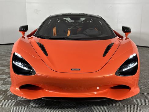 Used 2024 McLaren 750S image 3