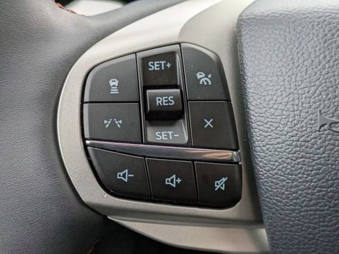 New 2026 Ford Explorer Active w/ Active Comfort Package image 16