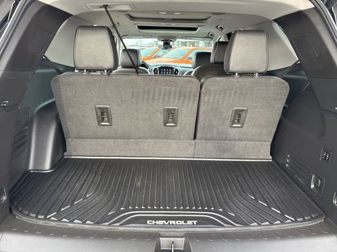 Used 2021 Chevrolet Traverse High Country image 34