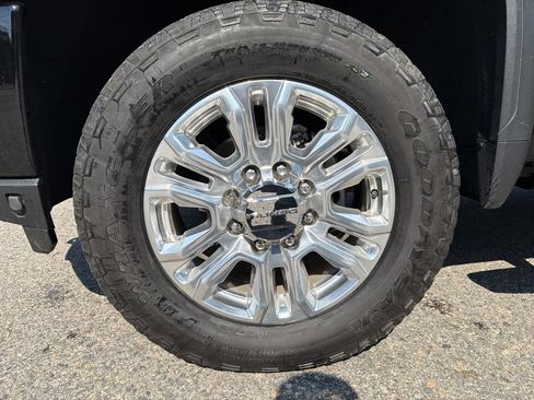Used 2020 GMC Sierra 2500 Denali w/ Denali Ultimate Package AWD/4WD image 12
