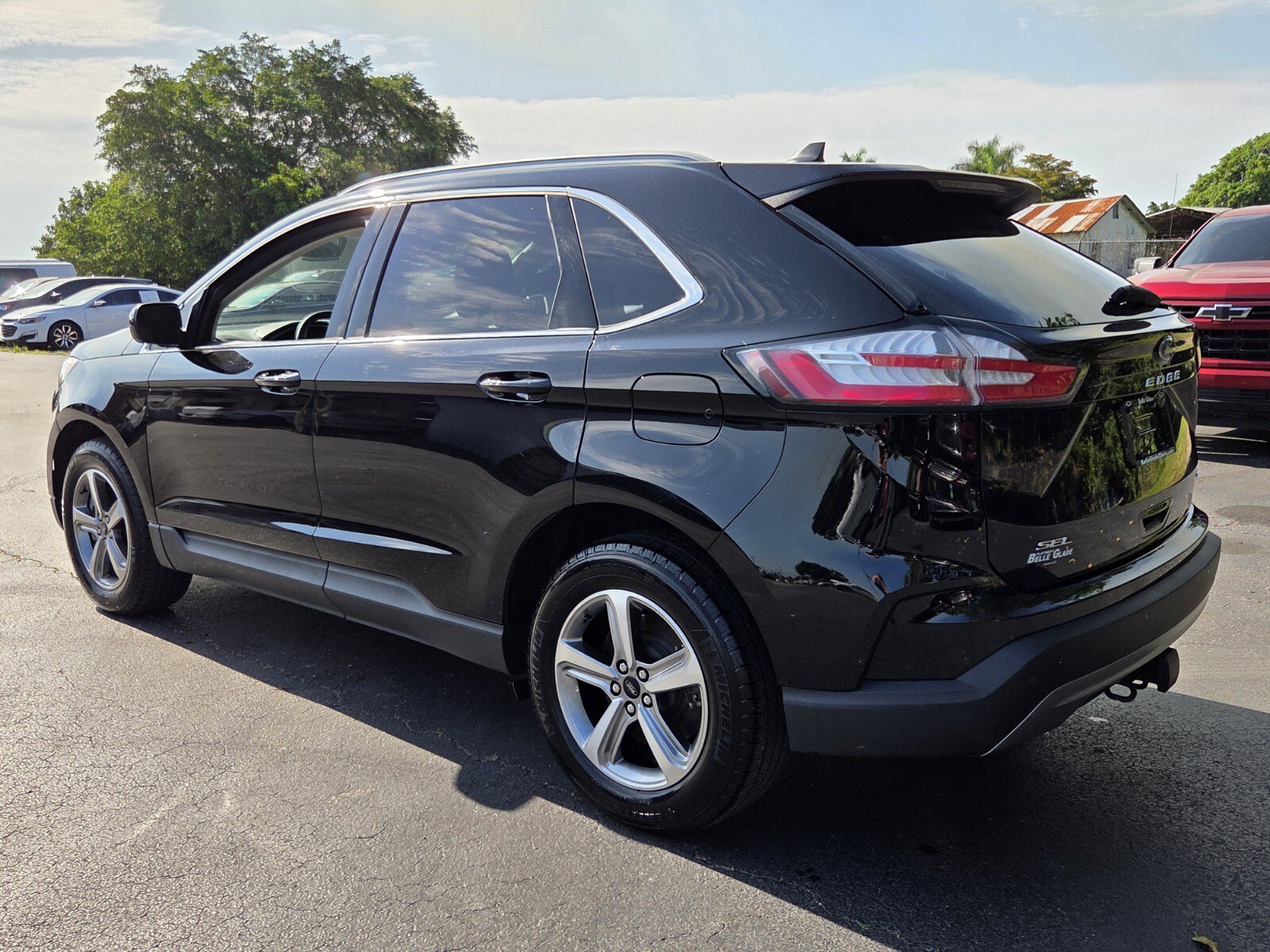 Used 2023 Ford Edge SEL w/ Convenience Package AWD/4WD image 3