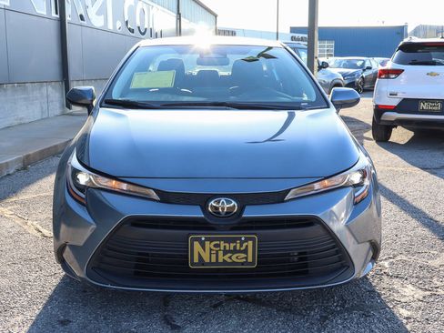 Used 2024 Toyota Corolla LE FWD image 2