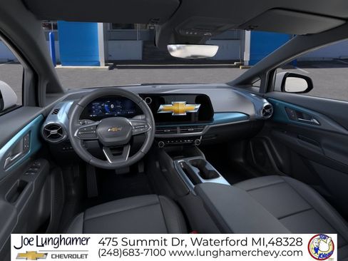 New 2026 Chevrolet Equinox EV LT w/ Convenience Package II FWD image 17