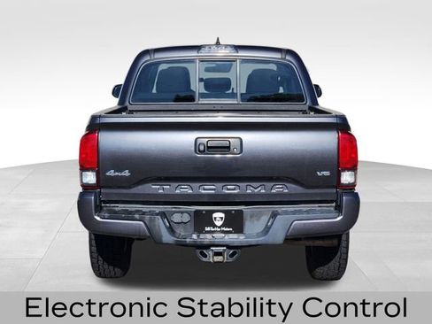 Used 2019 Toyota Tacoma SR image 8
