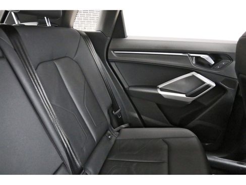 Used 2020 Audi Q3 2.0T Premium AWD/4WD image 14