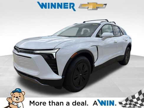 New 2026 Chevrolet Blazer EV LT AWD/4WD image 25