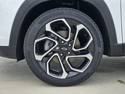 New 2026 Chevrolet Trax RS w/ Driver Confidence Package FWD image 8