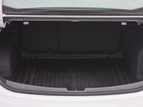New 2025 Chevrolet Malibu LS FWD image 25