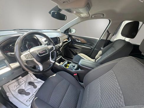 Used 2019 GMC Terrain SLE w/ Driver Convenience Package FWD image 11