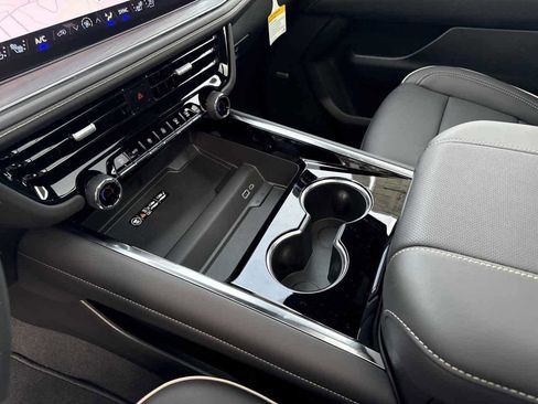 New 2026 Chevrolet Tahoe Premier image 37