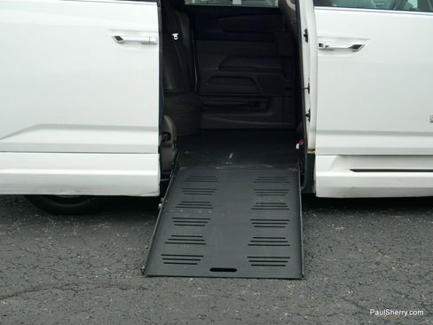 Used 2013 Honda Odyssey EX-L image 11