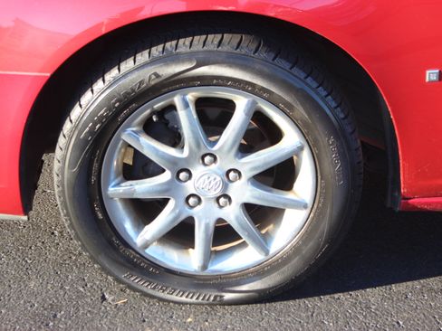 Used 2007 Buick Lucerne CXL image 10