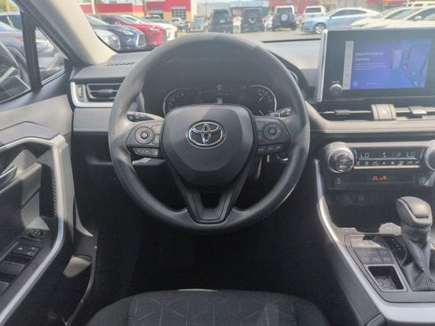 Certified 2025 Toyota RAV4 XLE AWD/4WD image 13