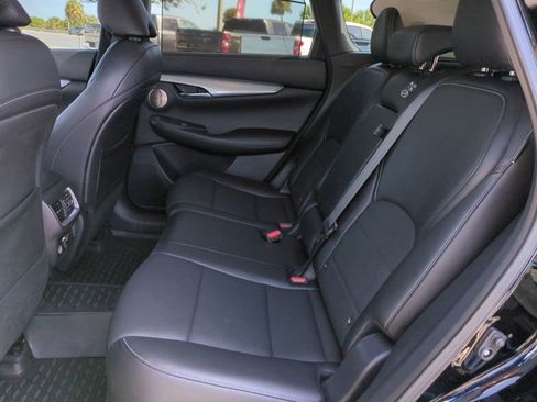 Used 2021 INFINITI QX50 Sensory image 15