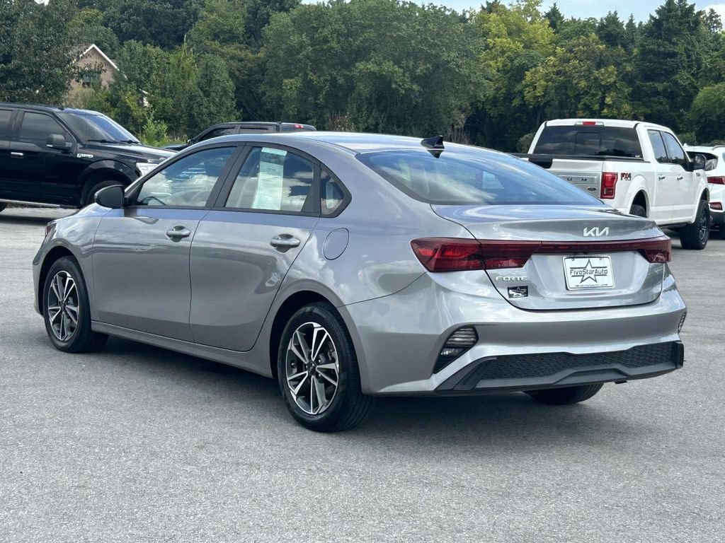 Used 2024 Kia Forte LXS FWD image 5