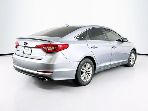 Used 2017 Hyundai Sonata SE w/ Cargo Package image 9