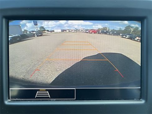 Used 2022 Chevrolet Equinox LS w/ LS Convenience Package image 26