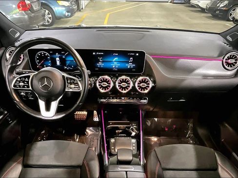 Used 2021 Mercedes-Benz GLA 250 4MATIC image 16