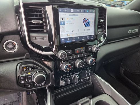 Used 2022 RAM 1500 Big Horn AWD/4WD image 25