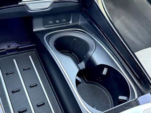 Used 2022 Mercedes-Benz S 580 4MATIC Sedan w/ 3D Technology Package image 15