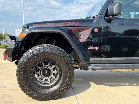 Used 2023 Jeep Gladiator Rubicon w/ LED Lighting Group AWD/4WD image 5