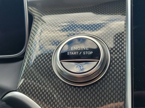 New 2026 Mercedes-Benz GLC 300 image 28