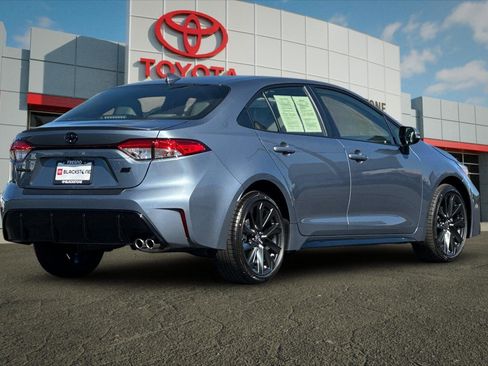 Certified 2026 Toyota Corolla SE w/ SE Package FWD image 3