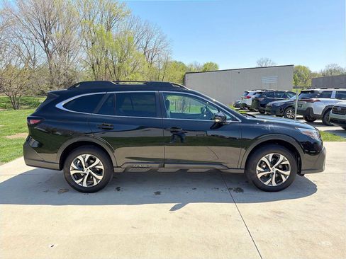 Certified 2022 Subaru Outback Limited AWD/4WD image 7