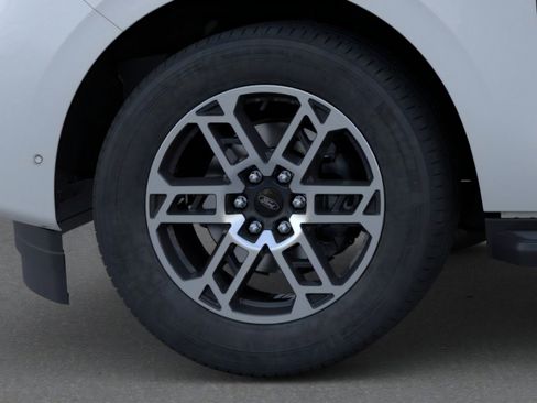 New 2026 Ford Expedition Active AWD/4WD image 19