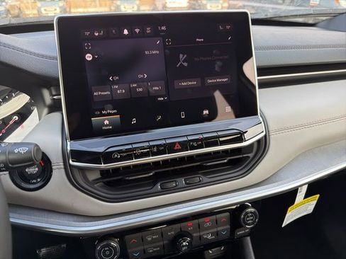 New 2026 Jeep Compass Limited image 12