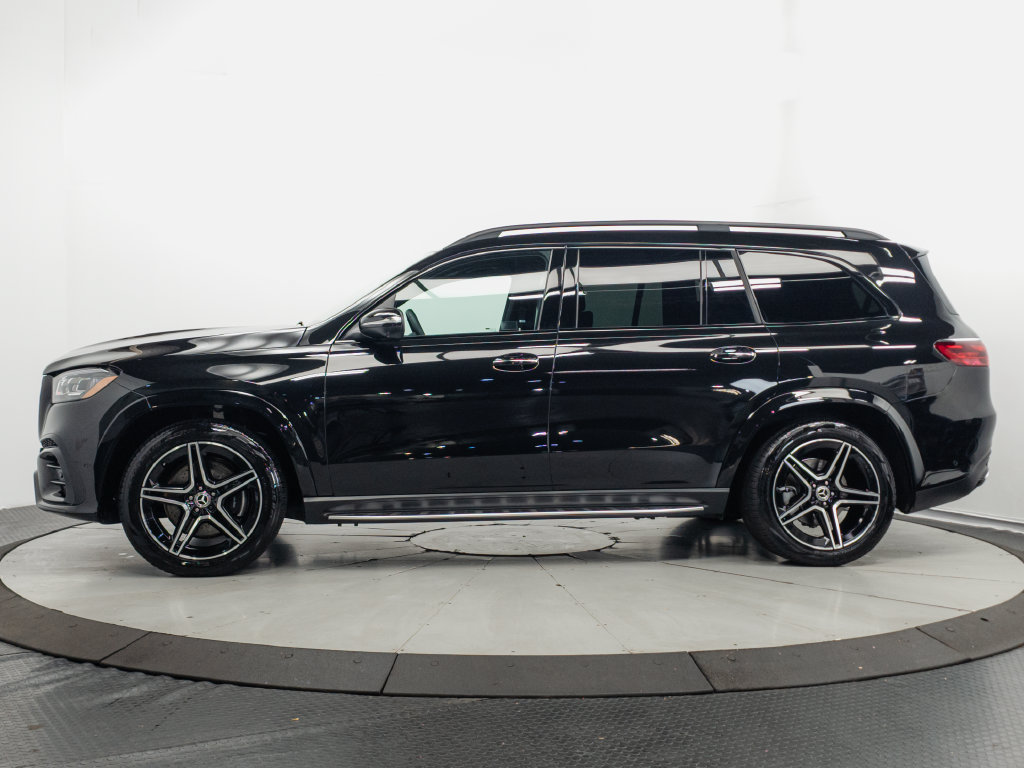 Certified 2026 Mercedes-Benz GLS 450 4MATIC image 4