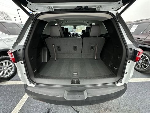 Used 2019 Chevrolet Traverse RS image 24