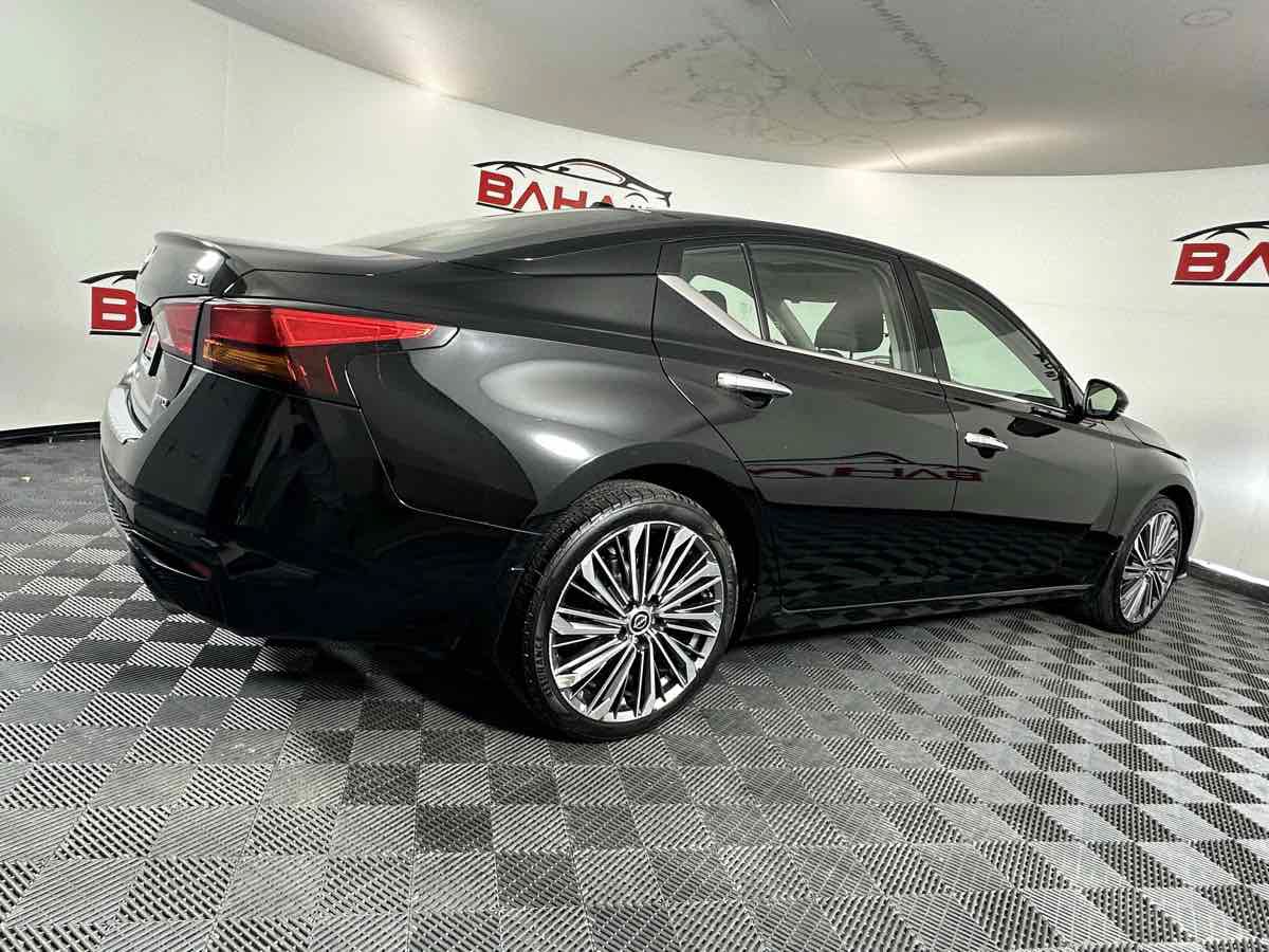 Used 2023 Nissan Altima 2.5 SL AWD/4WD image 9