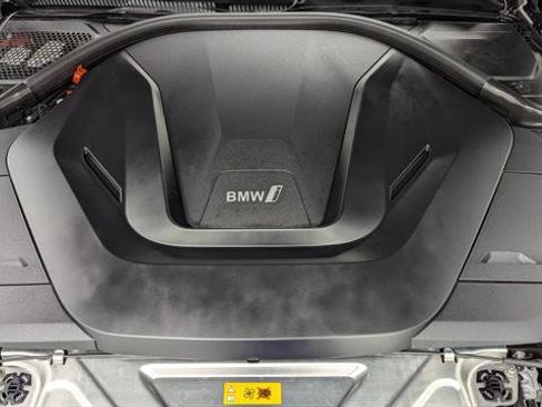Used 2023 BMW i4 eDrive35 RWD image 28