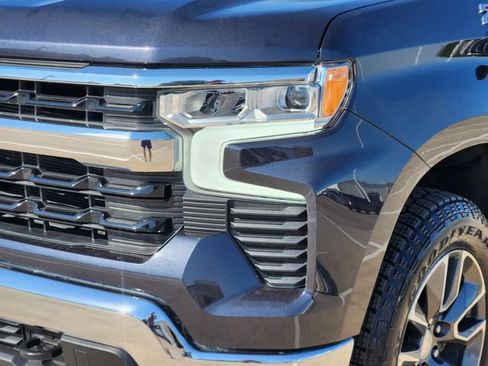 Used 2024 Chevrolet Silverado 1500 LT w/ Z71 Off-Road Package AWD/4WD image 16