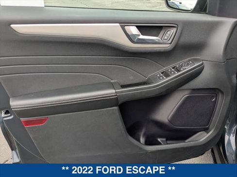 Certified 2022 Ford Escape SEL image 10