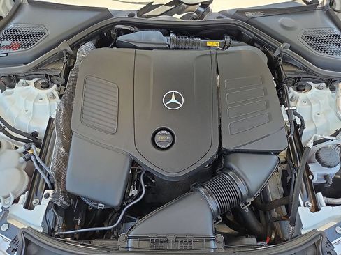 Used 2024 Mercedes-Benz E 350 4MATIC Sedan image 10