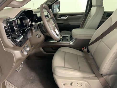 Used 2026 GMC Sierra 1500 SLT w/ SLT Premium Plus Package image 26