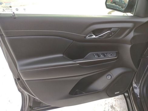 Used 2019 GMC Acadia SLT image 10